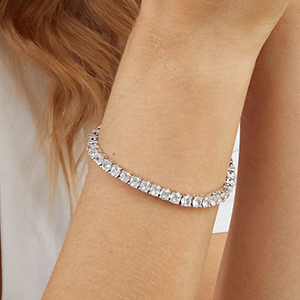 tennis bracelet
